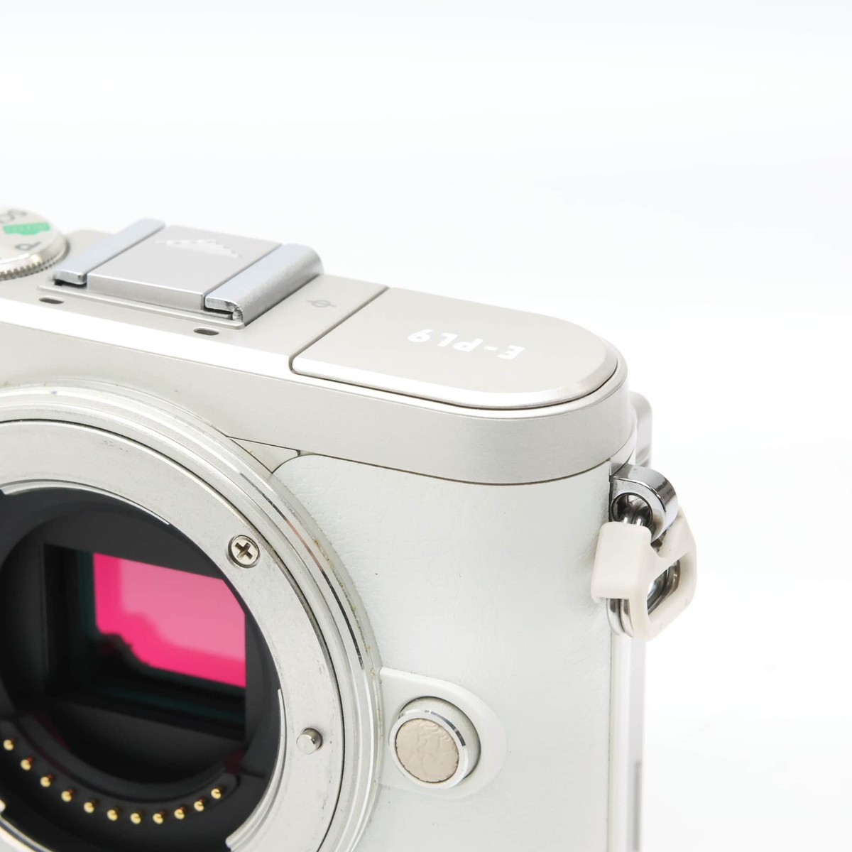 OLYMPUS E-PL9 14-42mm 、40-150mm付き OLYMPUS PEN E-PL9 14-42mm 40-150mm Lens Kit White #258 for