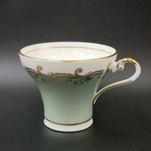Vintage John Aynsley Corset Tea Cup & Saucer #2730 Sage Green W Gold Leaves - Picture 7 of 16