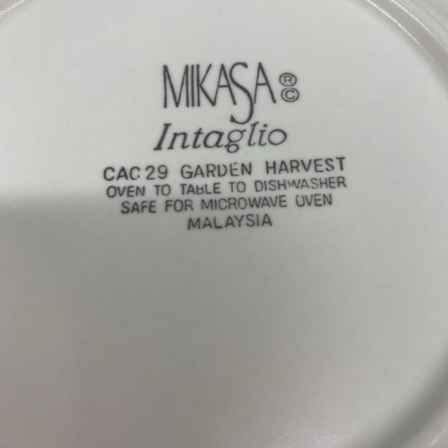 6 Mikasa Intaglio *GARDEN HARVEST* 9 1/4" FLAT RIM SOUP BOWLS - Picture 11 of 12