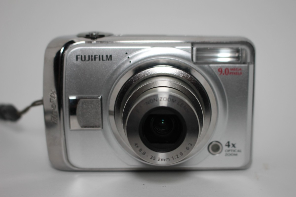 Fujifilm FinePix A Series A900 9.0MP Digital Camera - Silver