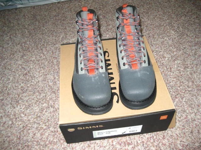 SIMMS MEN'S TRIBUTARY BOOT -FELT SIZE 8 -NEW w/BOX- FISHING - HUNTING
Opens in a new window or tab