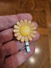 8 Pc Set Vintage Flower Single Hook Hanging Fridge Magnet Yellow Daisy    — photo 3