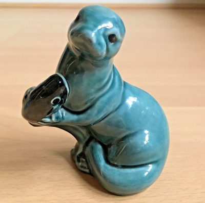 Vintage Poole Keramik Otter mit Fisch Figur 11,5 cm Sammlerstück