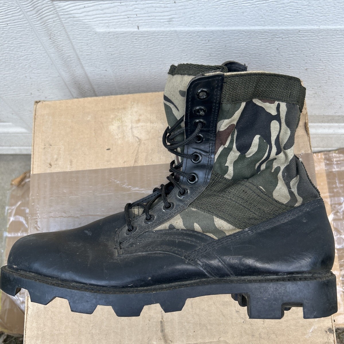 個人装備 1960's-70's Vietnam war jungle boots NOS 60s Vietnam War Vintage Tropical Combat / Jungle Boots