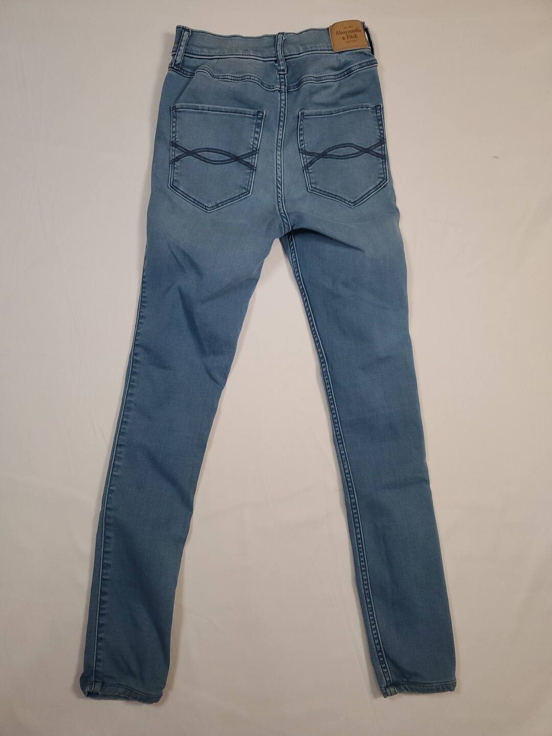 Picture 4 of 24