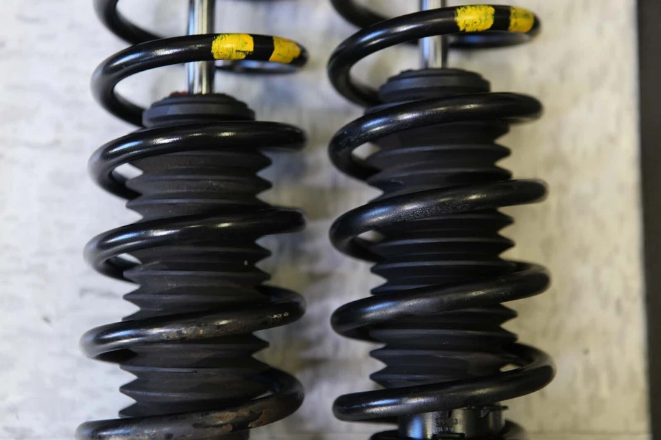 Amortiguadores traseros Porsche 993 L&R Monroe / Conjunto de puntal 99333305134 99333305234 G6 Foto 3 de 4