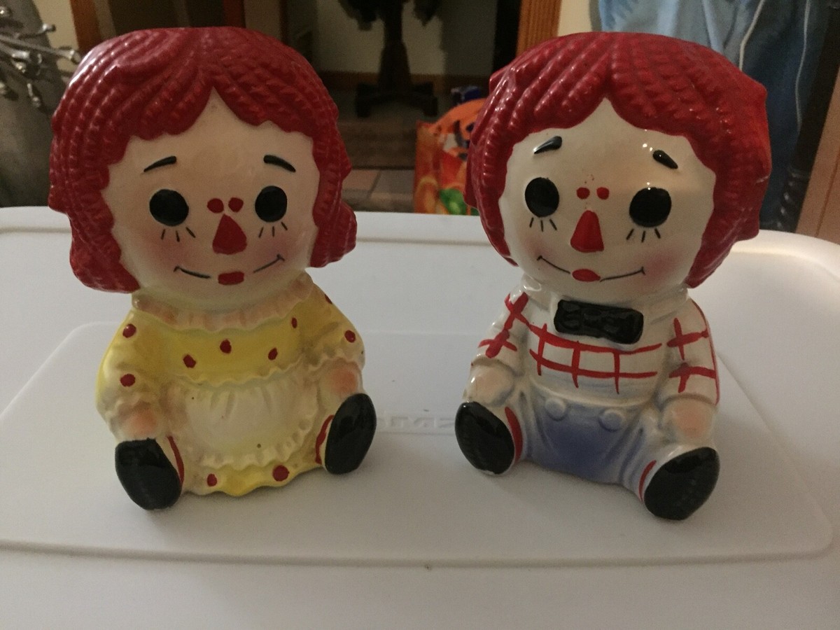 Raggedy Ann and Andy Rubens figurines planters vintage #4149 Japan Raggedy Ann and Andy Rubens figurines planters vintage #4149 Japan