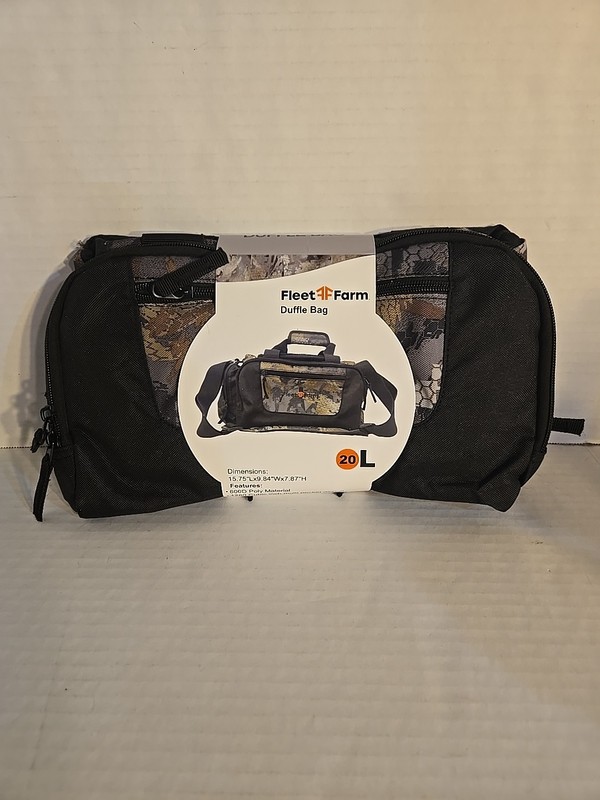Fleet Farm Duffle Bag Camo