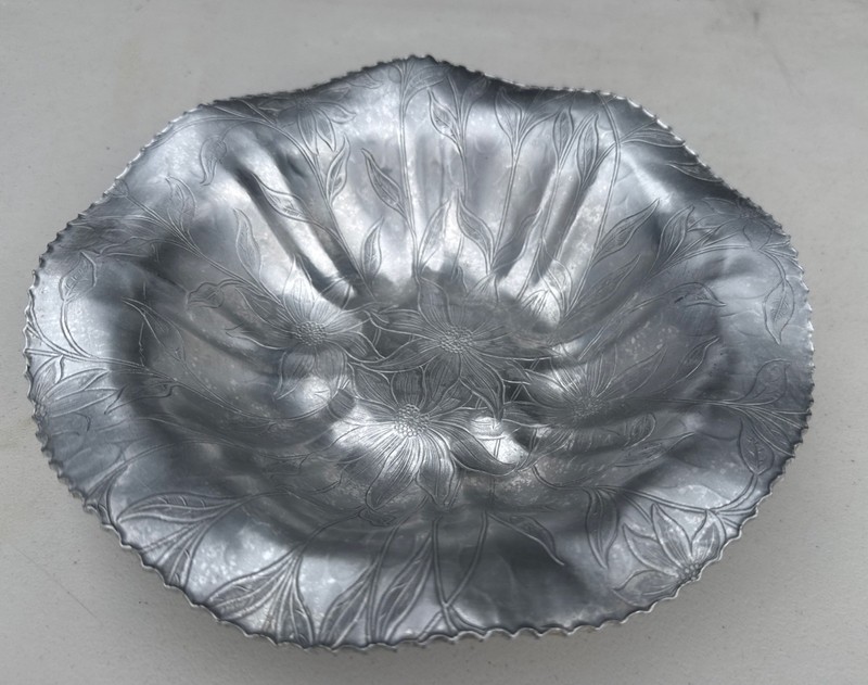 Vintage Hand-Wrought Aluminum Serving Plate – Floral Design, 10.5"