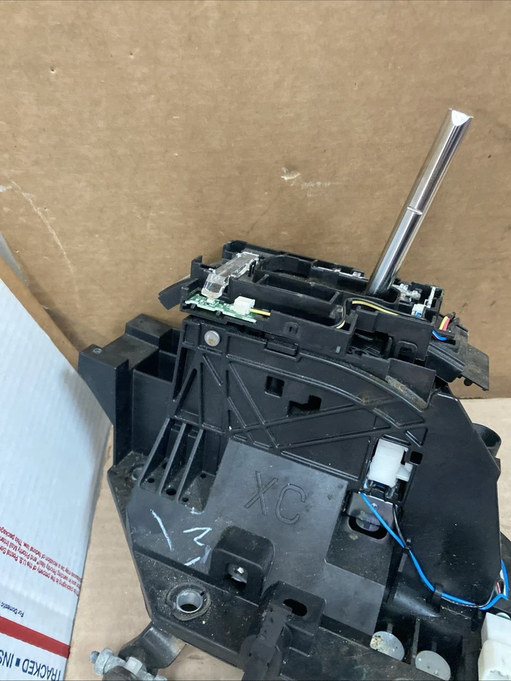 2019 2020 2021 Subaru Ascent Floor Shifter Shift Select Lever Gear Changer - Image 2 of 4