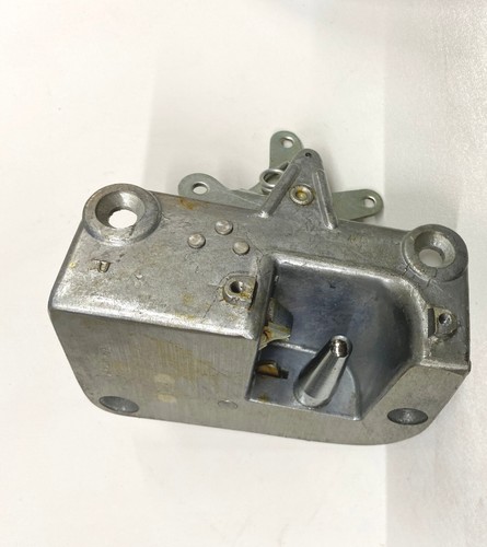 MERCEDES W108,W109,W110,W111,W112,W113 RIGHT DOOR LOCK 1107301235