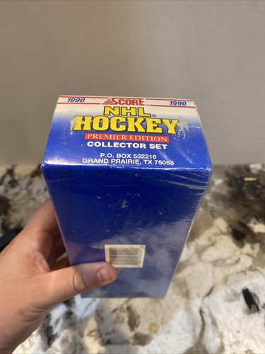 1990 Score NHL Hockey Premier Edition Unopened Sealed Box 445 Player Cards - Picture 4 of 6