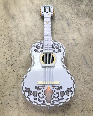 Disney Pixar COCO Guitar Interactive 8 Chord Sounds Lights Up Works! Fast Ship!