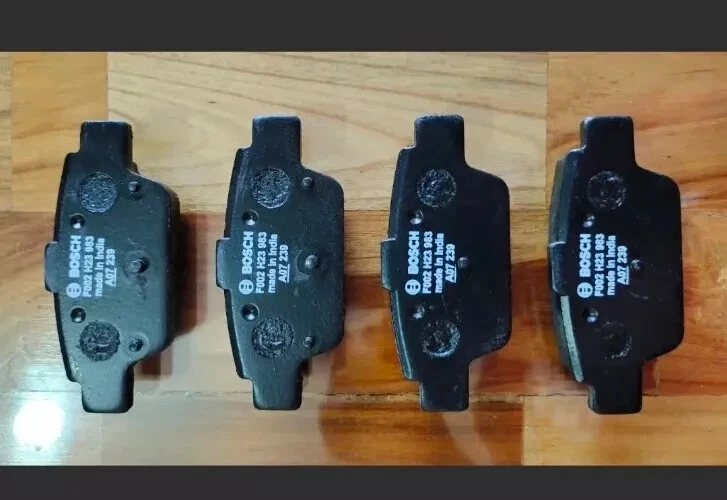 Front & Rear Brake Pad Set For Mahindra XUV 500 BOSCH - Image 3 of 4