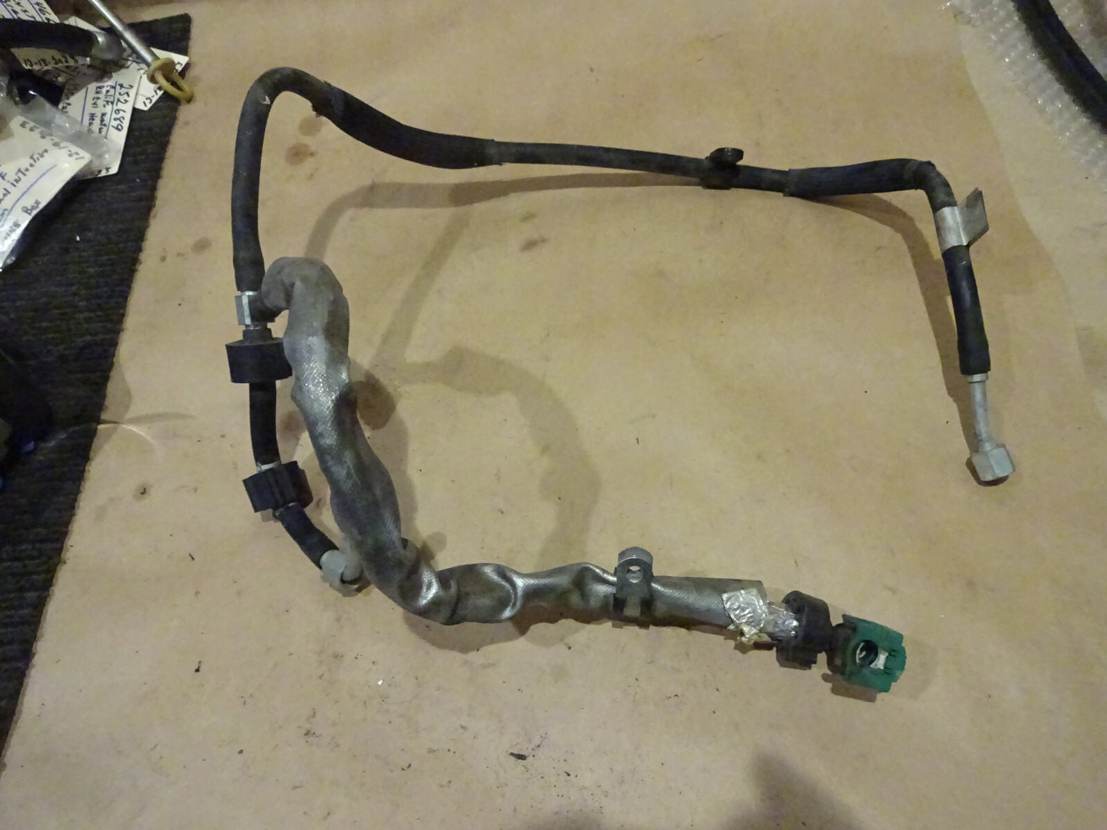 Ferrari California - Injector Fuel Pumps Feed Pipe- P/N 254770
