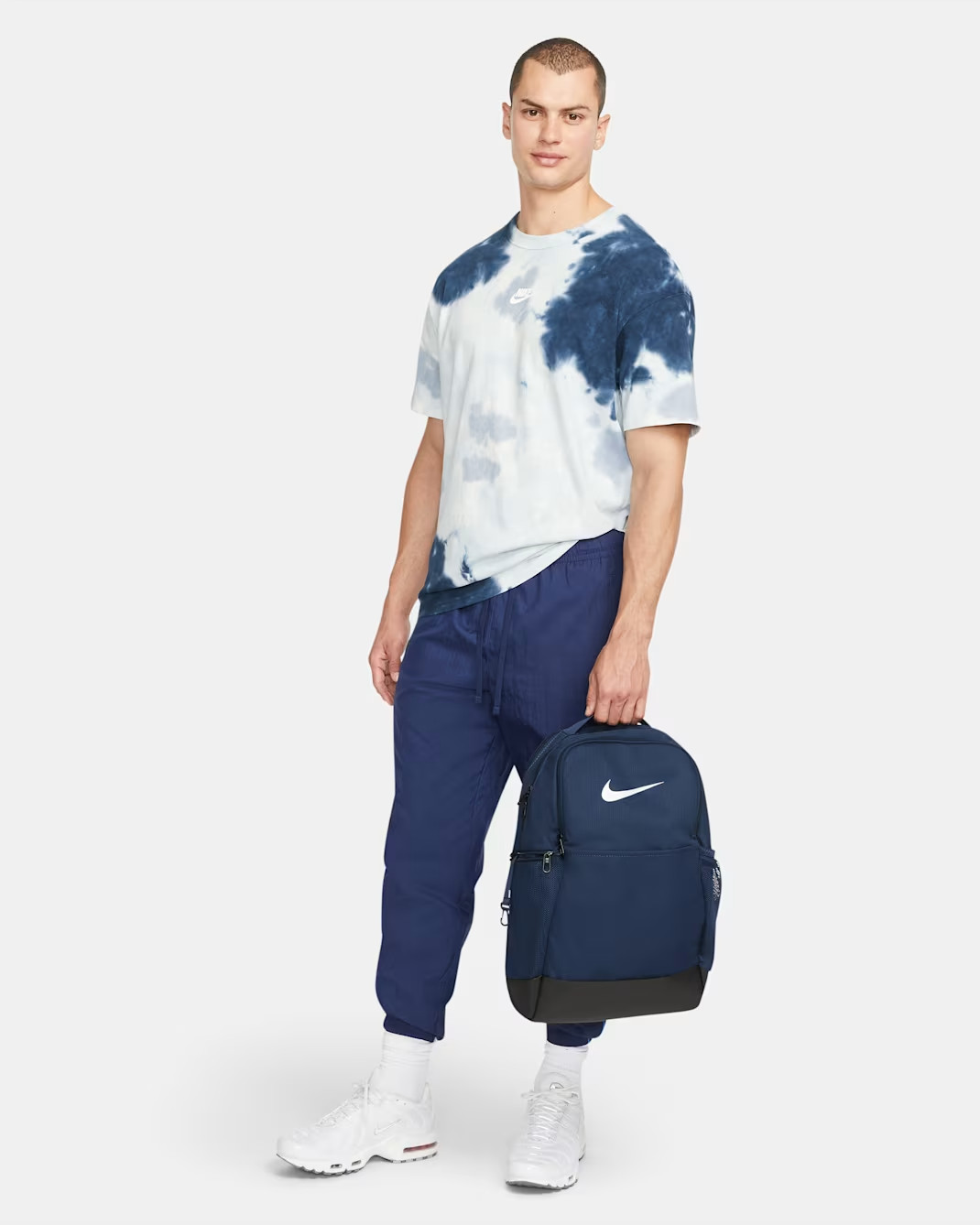 Nike Brasilia 9.5 Training Backpack/Gym Bag Navy Blue/Black BA5954 410 24 LITRES
