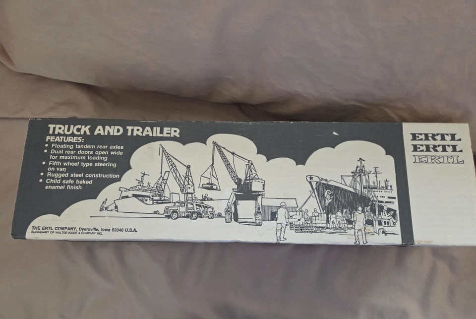 Camión y remolque ERTL vintage de acero prensado Hillshire Farm para salchichas Foto 4 de 4