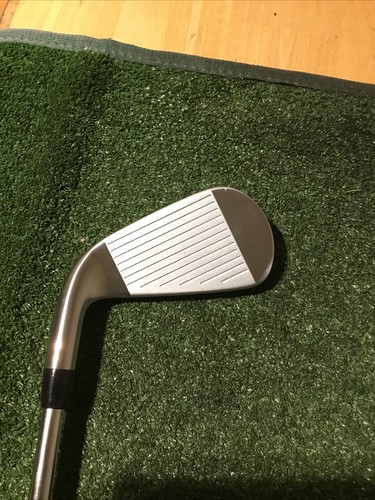 Titleist T350 Forged 4 Iron Stiff S300 AMT Red Steel Shaft Demo Club (38.5”) - Picture 3 of 12