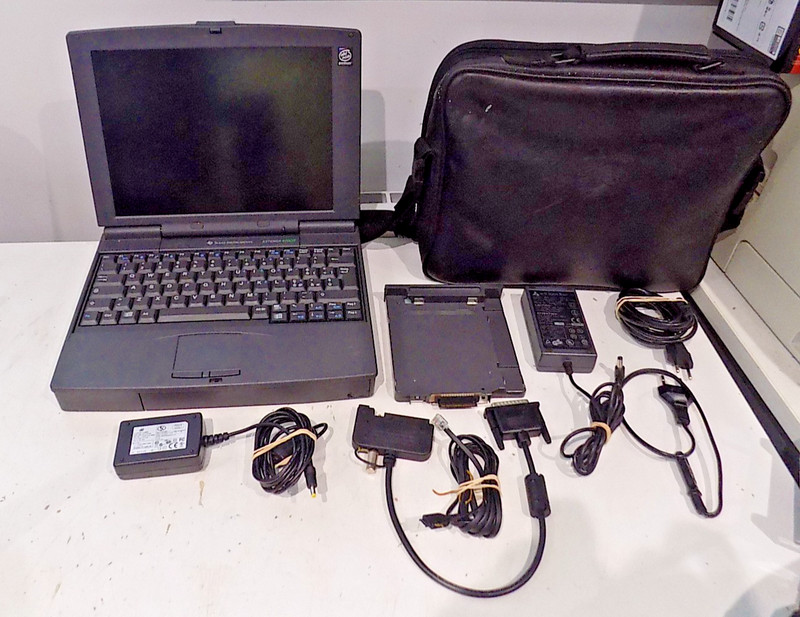 Acer 670CD Vintage 1997 1996 Laptop with Separate CD Drive in Carry Case SPARES