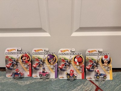 Hot Wheels 1:64 Mario Kart MARIO Pipe Frame Yoshi Waluigi Toad