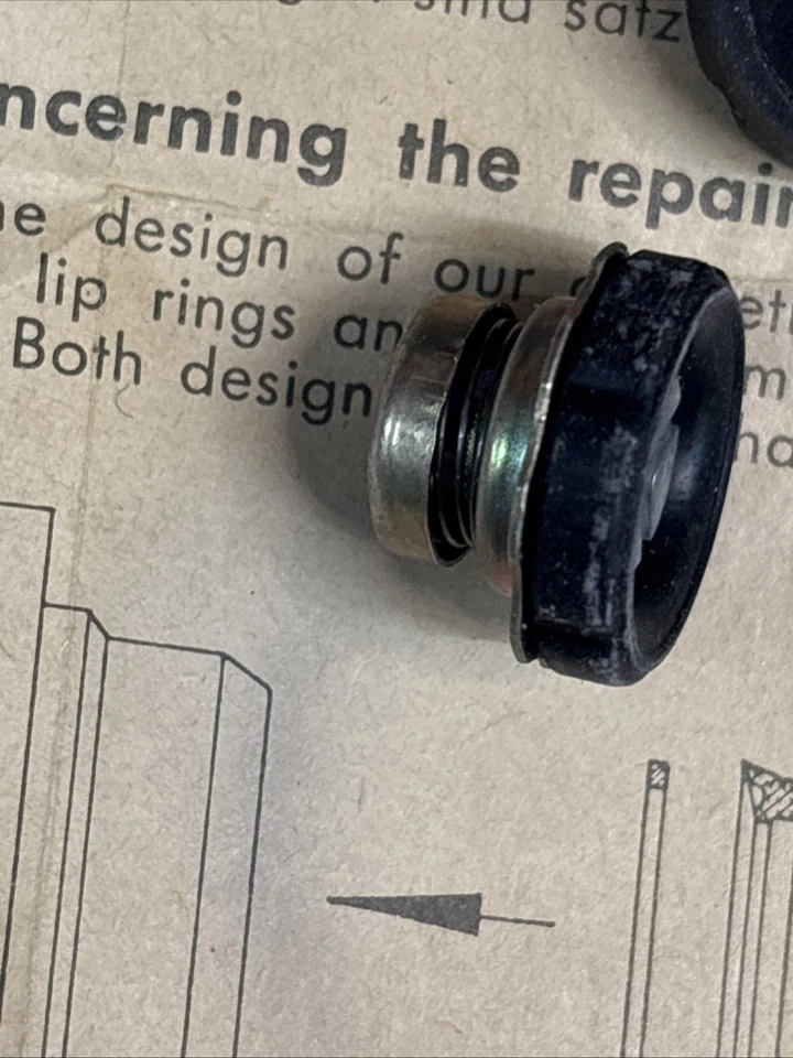 Kit de cilindro maestro de freno BMW 1800 1967-70 NOS Girling (todos los componentes alemanes FAG) Foto 3 de 4