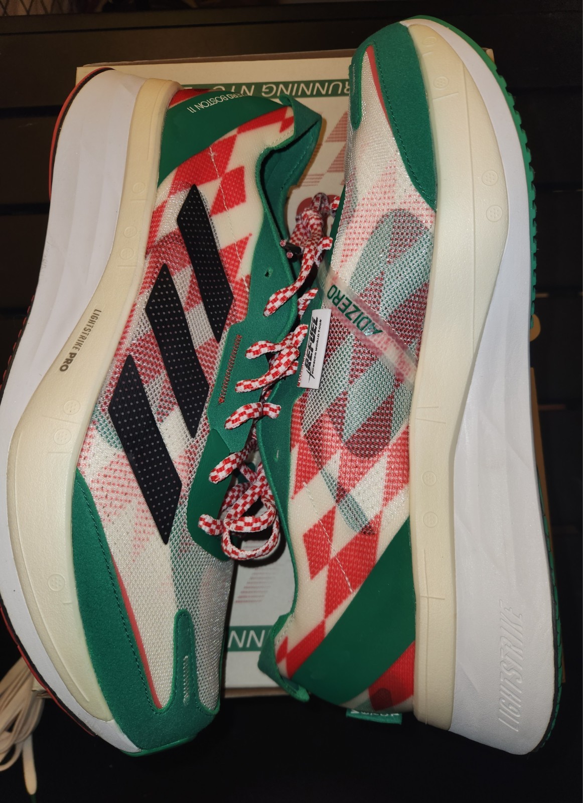 Adidas Adizero Boston 11 Men'S Nyc Marathon Running Shoes White Green Mesh Us 13