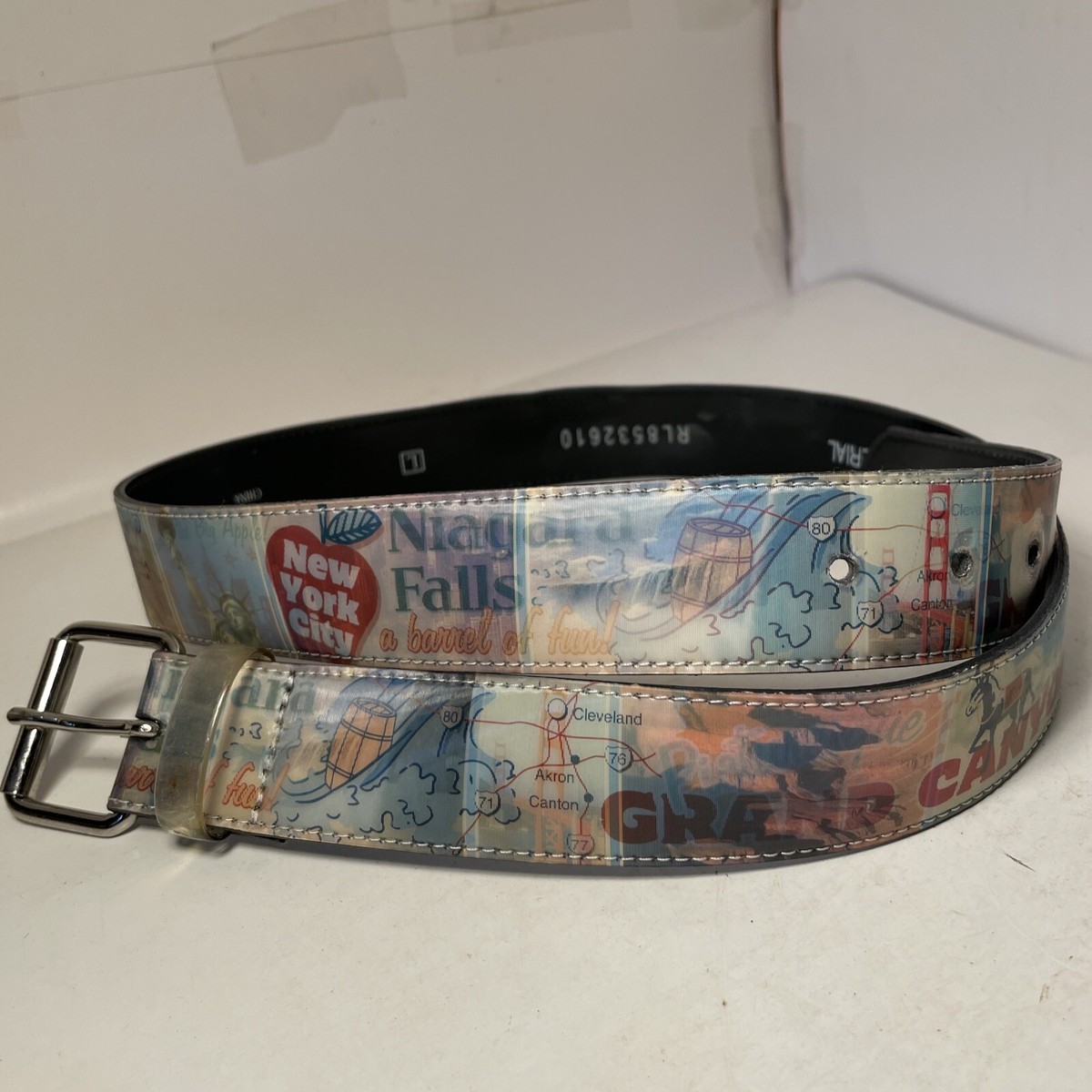 Retro USA Tourist Attraction Holographic Vacation Road Trip