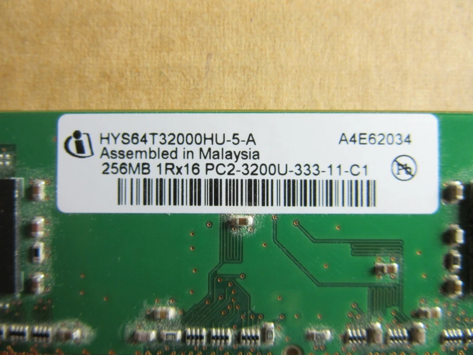 1 x Infineon 256MB PC2-3200U DDR2 Desktop PC Memory 400MHz HYS64T32000 - Image 2 of 2