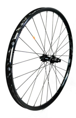 Hinten Laufrad DT Swiss E 1850 27,5''  25 Enduro DH NEW