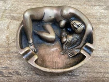  Antique Brass Hand Crafted Nude Lady Sleeping Figure Ashtray Bowl Collectible 