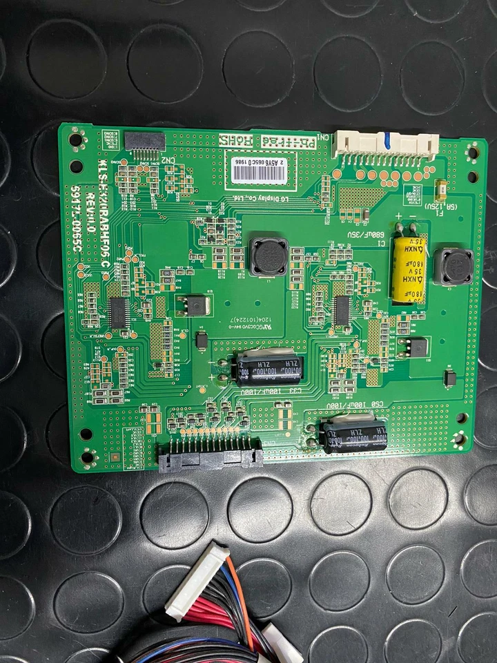 SCHEDA INVERTER DRIVER LED KLS-E320RABHF06 SHARP-TOSHIBA - Immagine 3 di 4