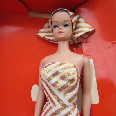 queen barbie