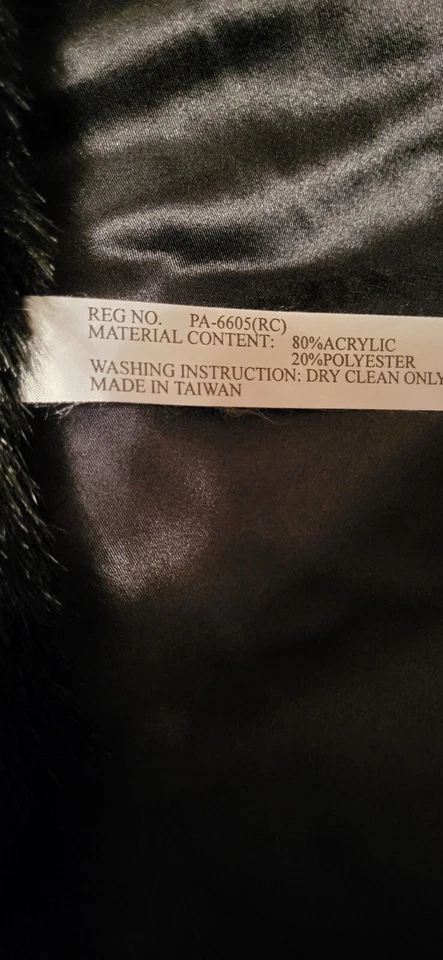 Luxe 48"x61" Black Faux Fur Lined Coverlet - Image 3 of 4