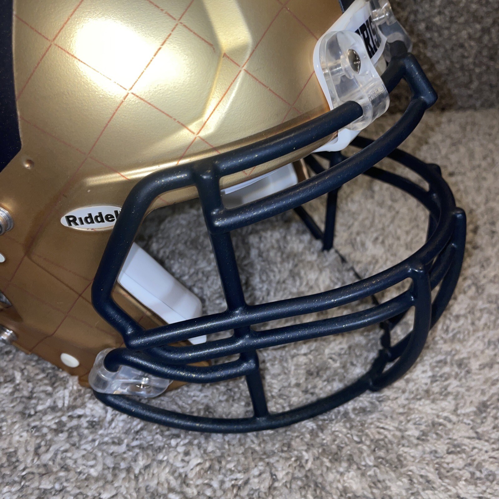 GAME WORN 2014 NOTRE DAME FOOTBALL SHAMROCK SERIES RIDDELL SPEED HELMET