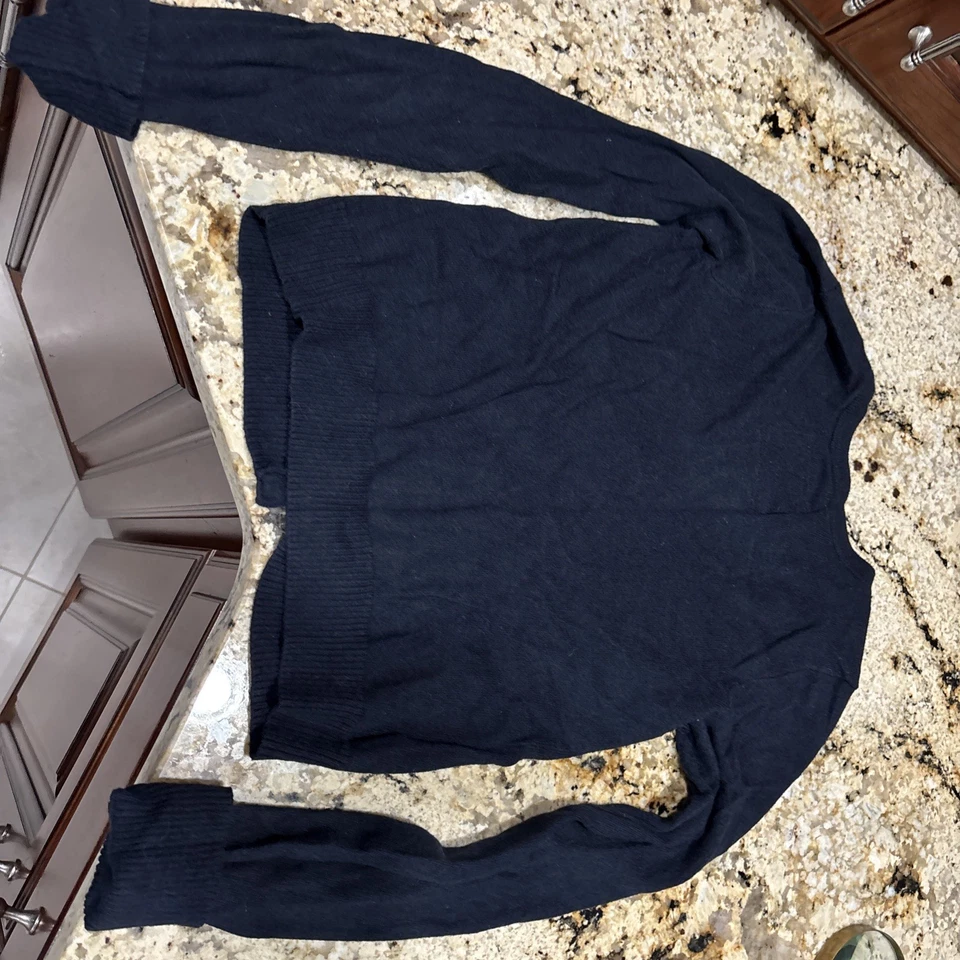 Suéter Hollister Navey para mujer talla pequeña Foto 3 de 3