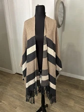 VICI Oversized Blanket Scarf Poncho Shawl Tan Gray White Fall Size Small Medium