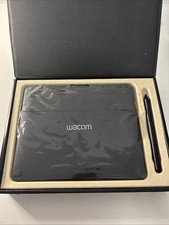 Wacom Black Small Intuos Photo Pen and Touch Tablet CTH490PK Old Version 