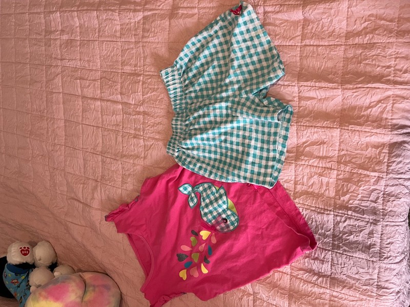 girls size 6 year shorts outfit