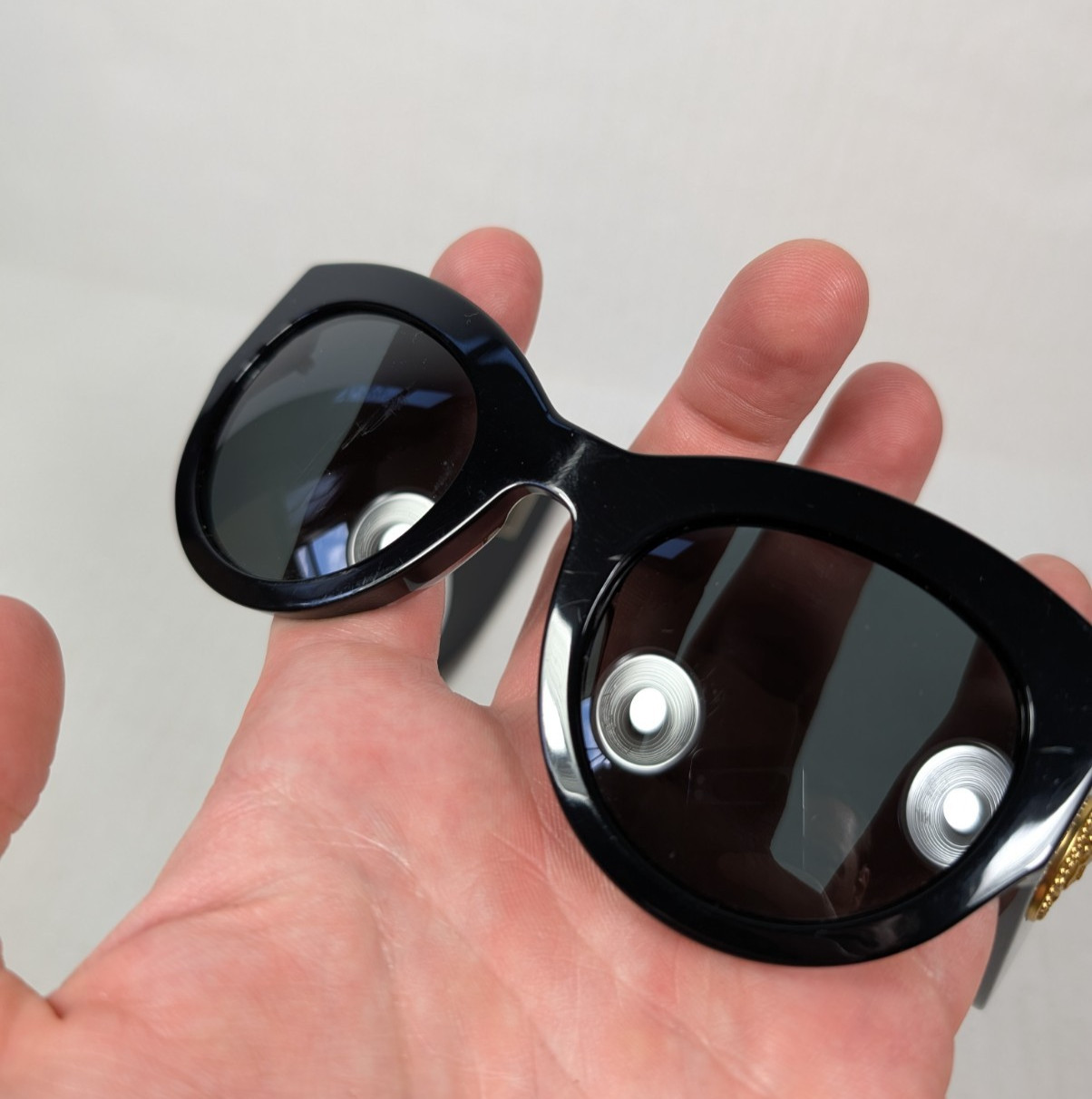 Authentic Versace Sunglasses MISSING SCREW READ I… - image 4