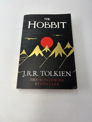  THE HOBBIT - J.R.R Tolkien (75th Anniversary Edition) Paperback