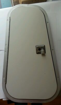 1995 Chaparral 2130 SS Boat BOW STARBOARD SIDE Lid Door w/latch frame rubber sea