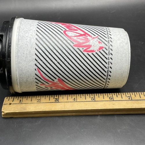 Taza de viaje McDonalds Coca Cola gris con negra 22 oz con tapa Whirley Industries 1992 - Imagen 9 de 11