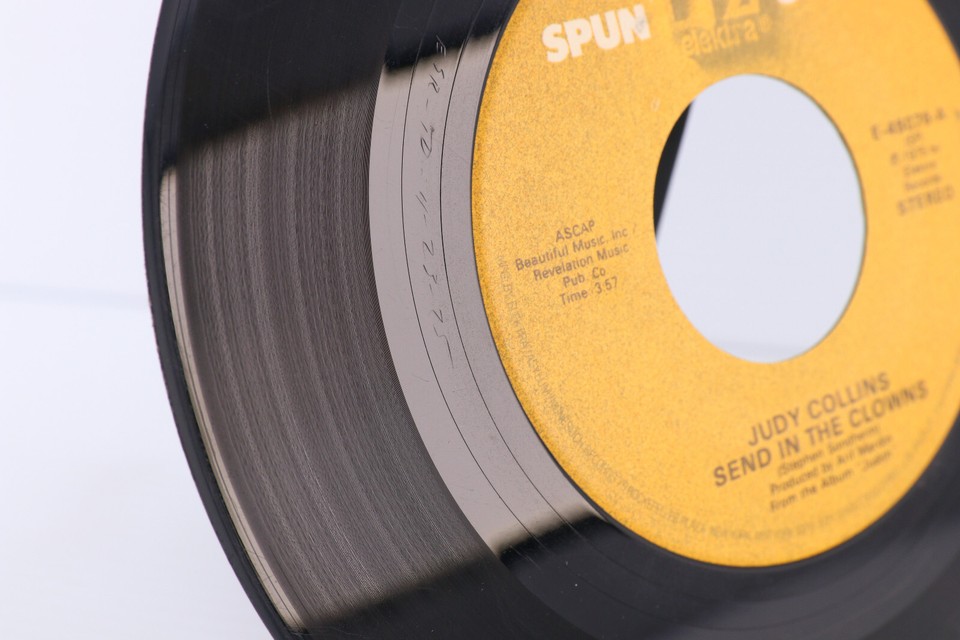 Judy Collins Send In The Clowns/Angel, Spread Your Wings 45rpm 7