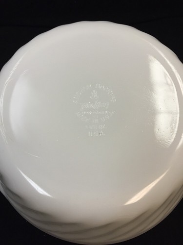 VAJILLA DE CACEROLA FIRE KING Y CORCHETES DE ANCLAJE Vajilla 1-1/2 cuarto blanca acanalada - Imagen 6 de 11