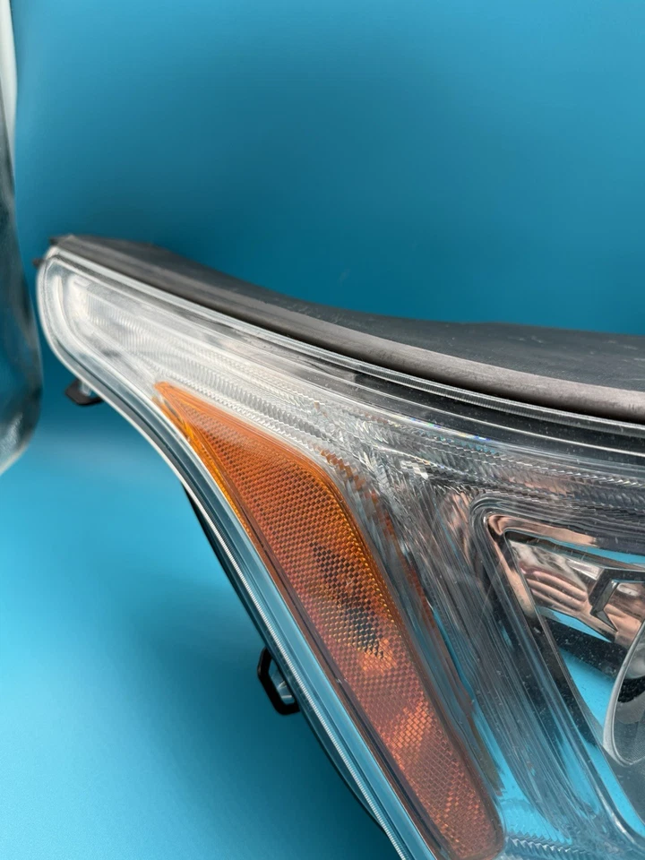 Faro halógeno LED OEM GM 2017 2018 2019 GMC Acadia pasajero derecho 84075082 Foto 3 de 4