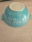 Vintage PYREX 442 1.5 Qt Amish Butterprint Bowl Turquoise 1 1/2 quart Chipped