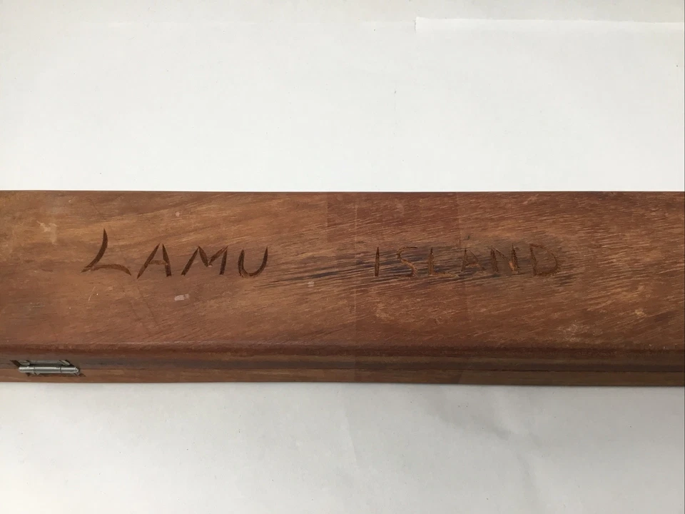 Juego de mesa Mancala de madera tallada a mano de colección sin piedras, Lamu Island Foto 4 de 4