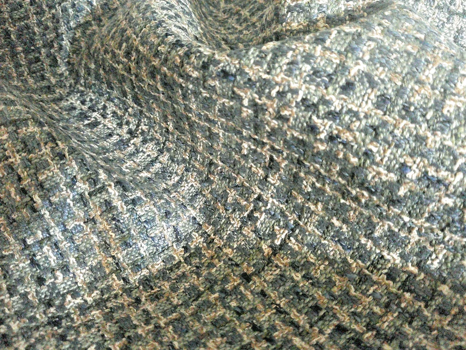 Thibaut "Emilio Burmuda" Tweedy Blues/Khaki/White Heavy 2+ Yds W80956 Soft Hand - Image 4 of 4