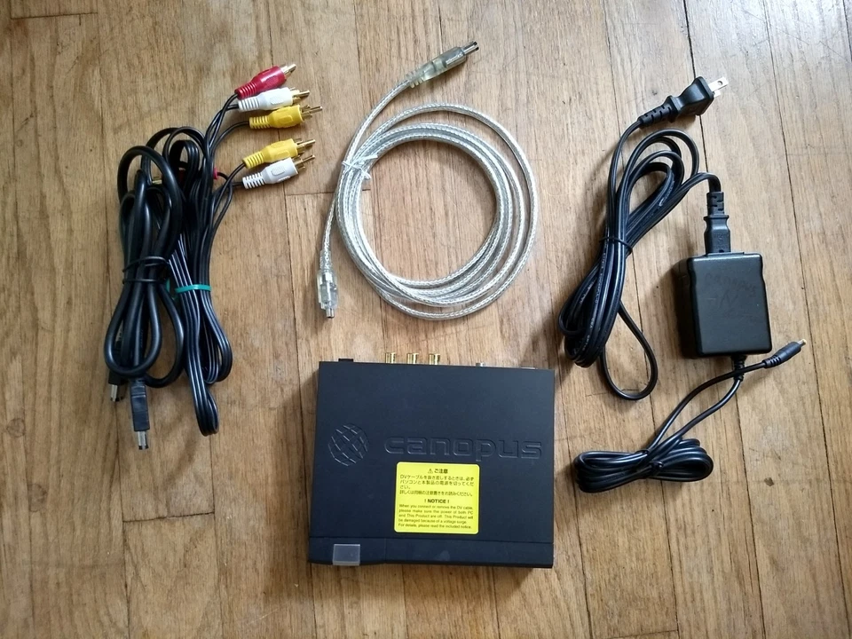 Conversor de vídeo analógico para digital Canopus ADVC-100 ADVC100 - Imagem 2 de 4