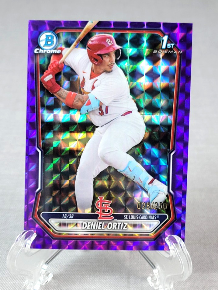 2026 Bowman Chrome Deniel Ortiz Purple Geometric Refractor /250 Cardinals BCP-22